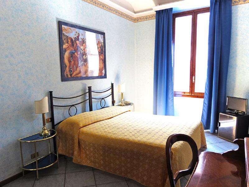 Bypillow Goldoni Florence Room photo